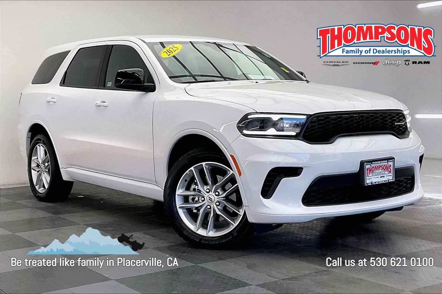 Used 2025 Dodge Durango GT image 1