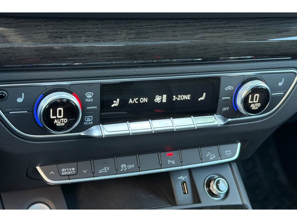 Used 2020 Audi Q5 e Premium Plus w/ Premium Plus Package image 23