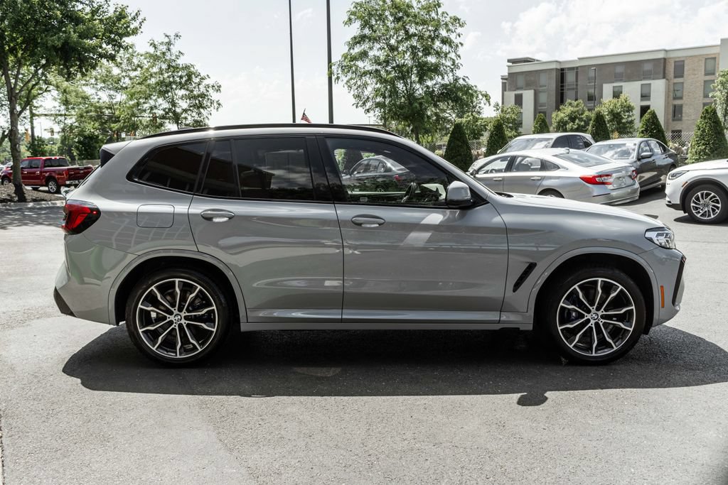 Used 2022 BMW X3 xDrive30i AWD/4WD image 3