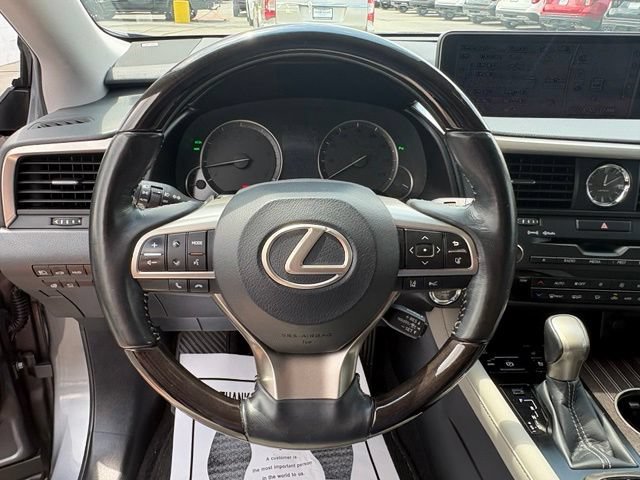 Used 2018 Lexus RX 350L Luxury w/ Accessory Package FWD image 15