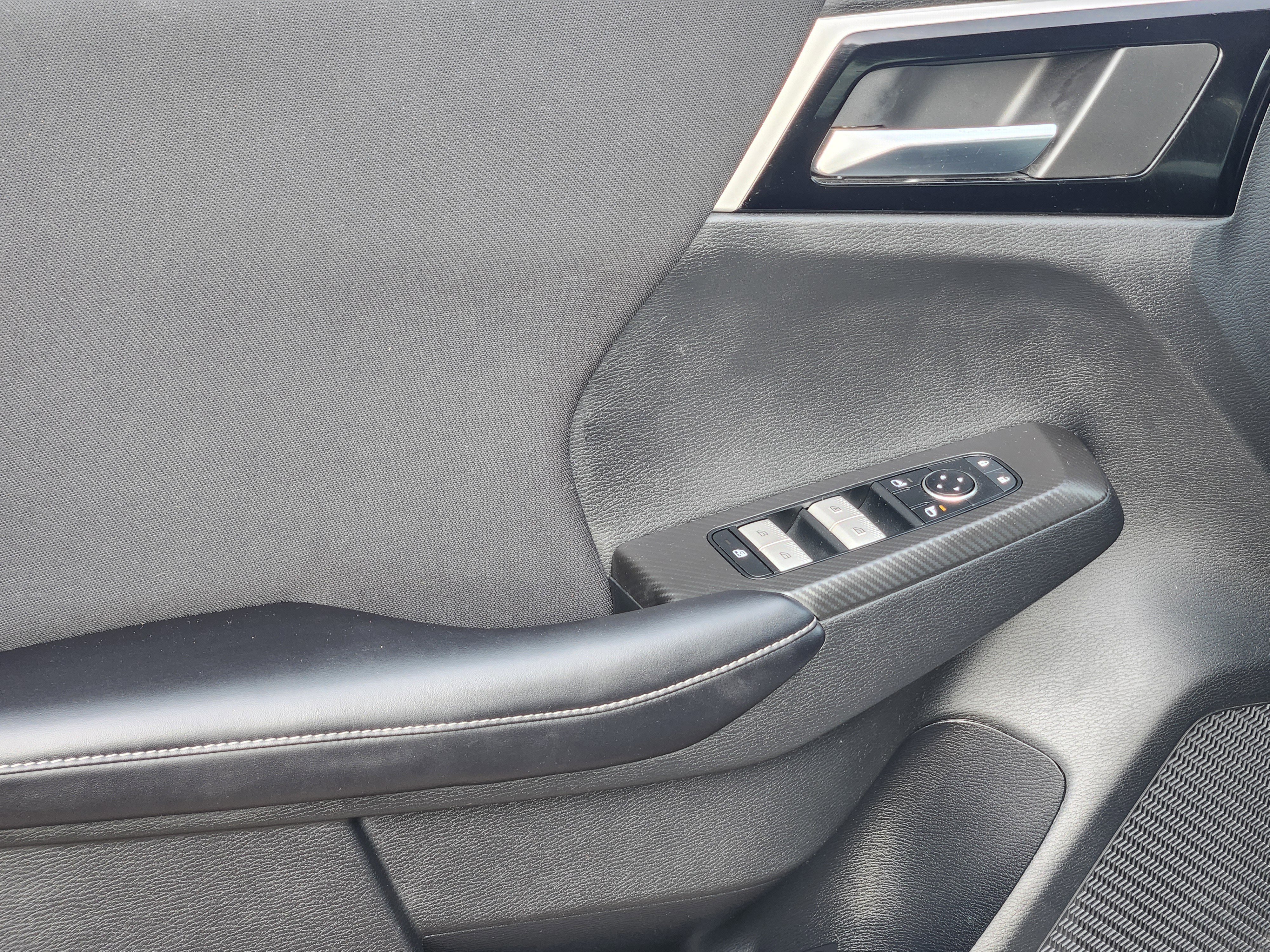 Used 2022 Mitsubishi Outlander ES image 17