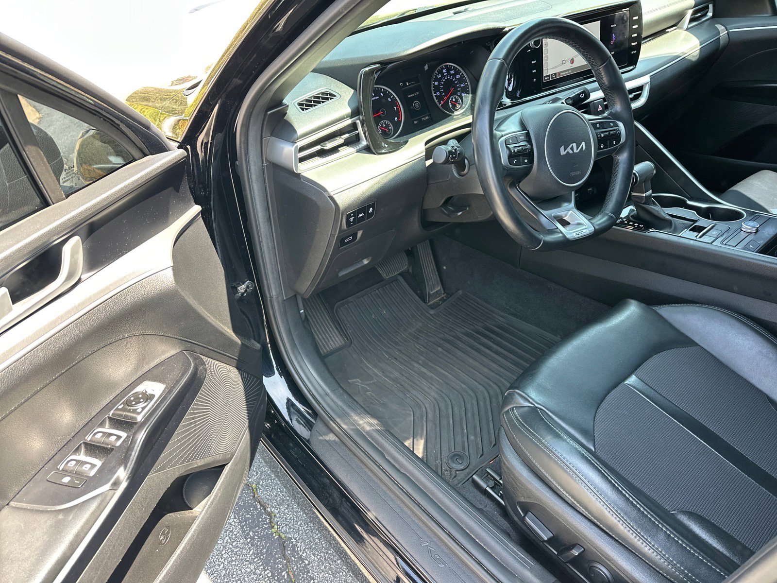 Certified 2023 Kia K5 GT-Line w/ GT-Line Premium Package FWD image 6