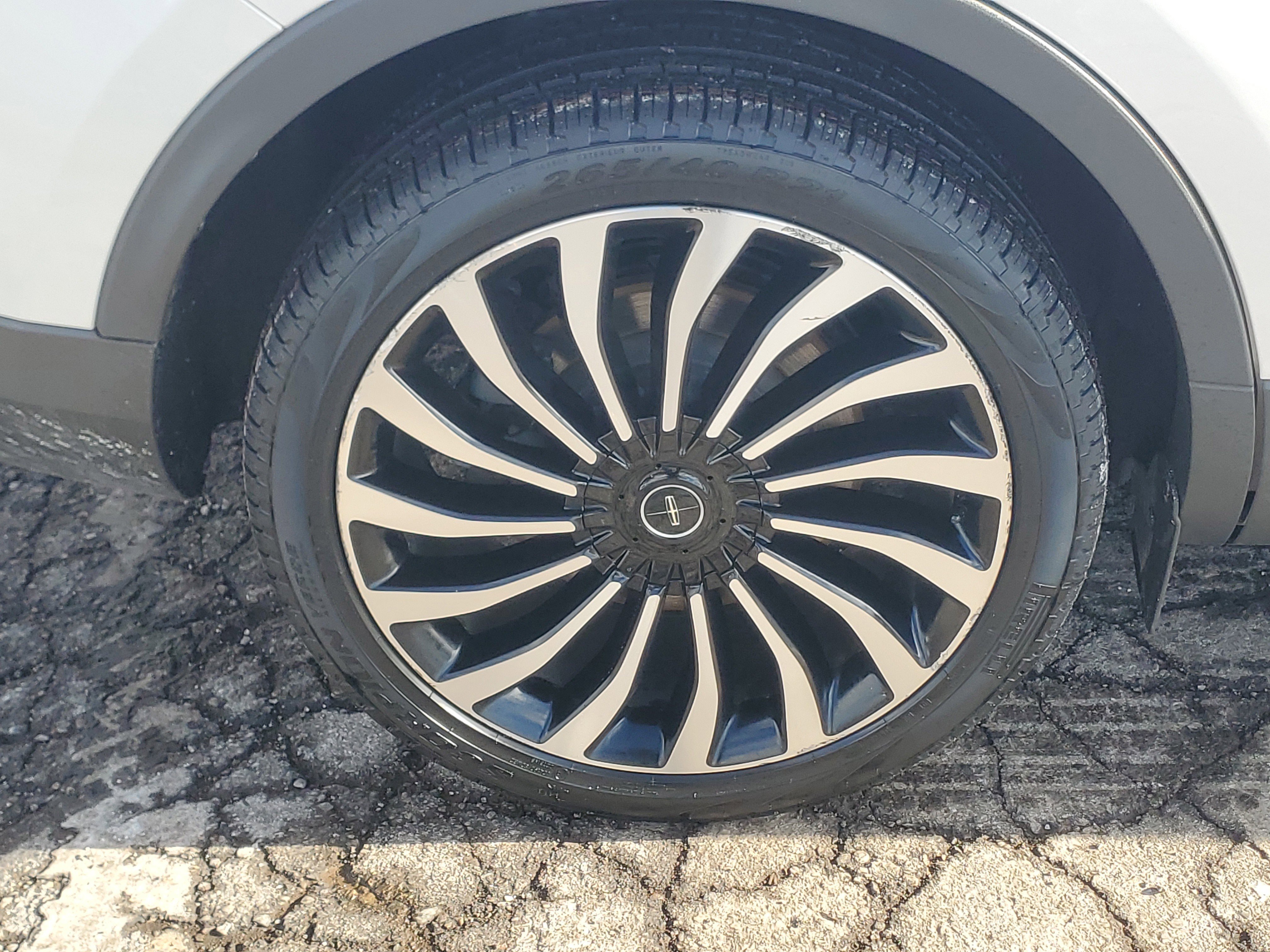 Used 2019 Lincoln Nautilus Black Label image 7