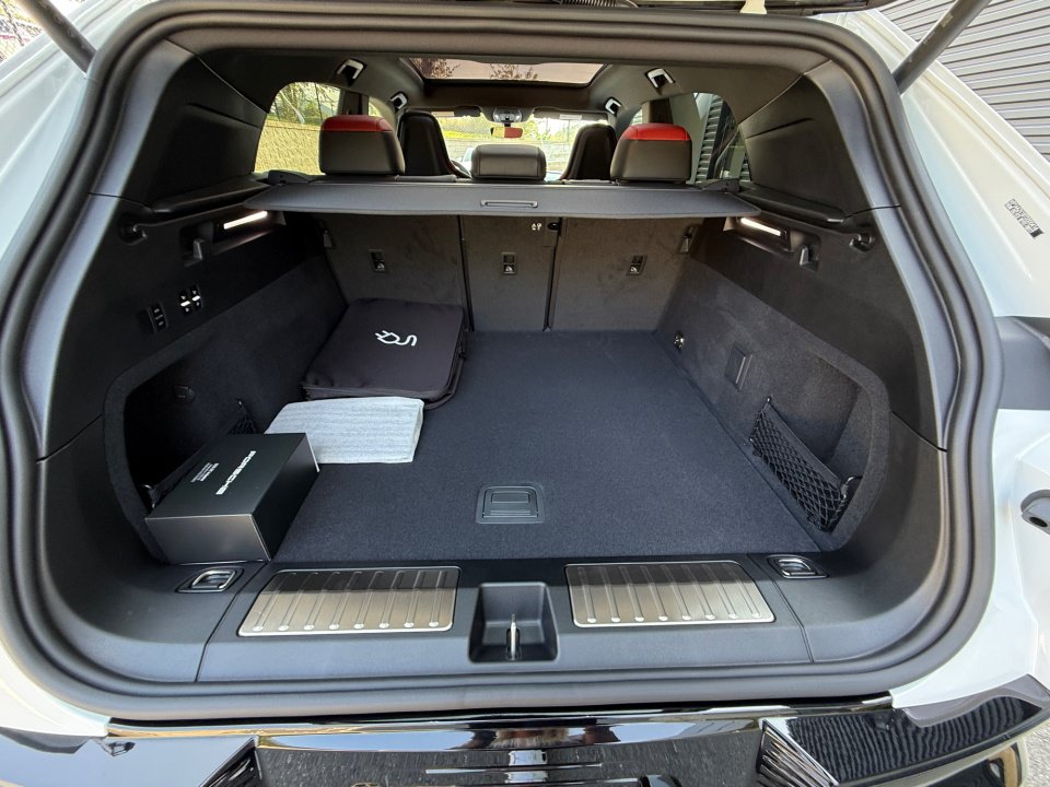 New 2026 Porsche Cayenne Electric AWD/4WD image 17
