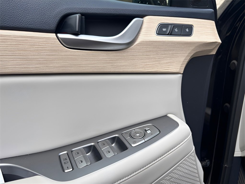 Certified 2023 Hyundai Palisade Limited image 18