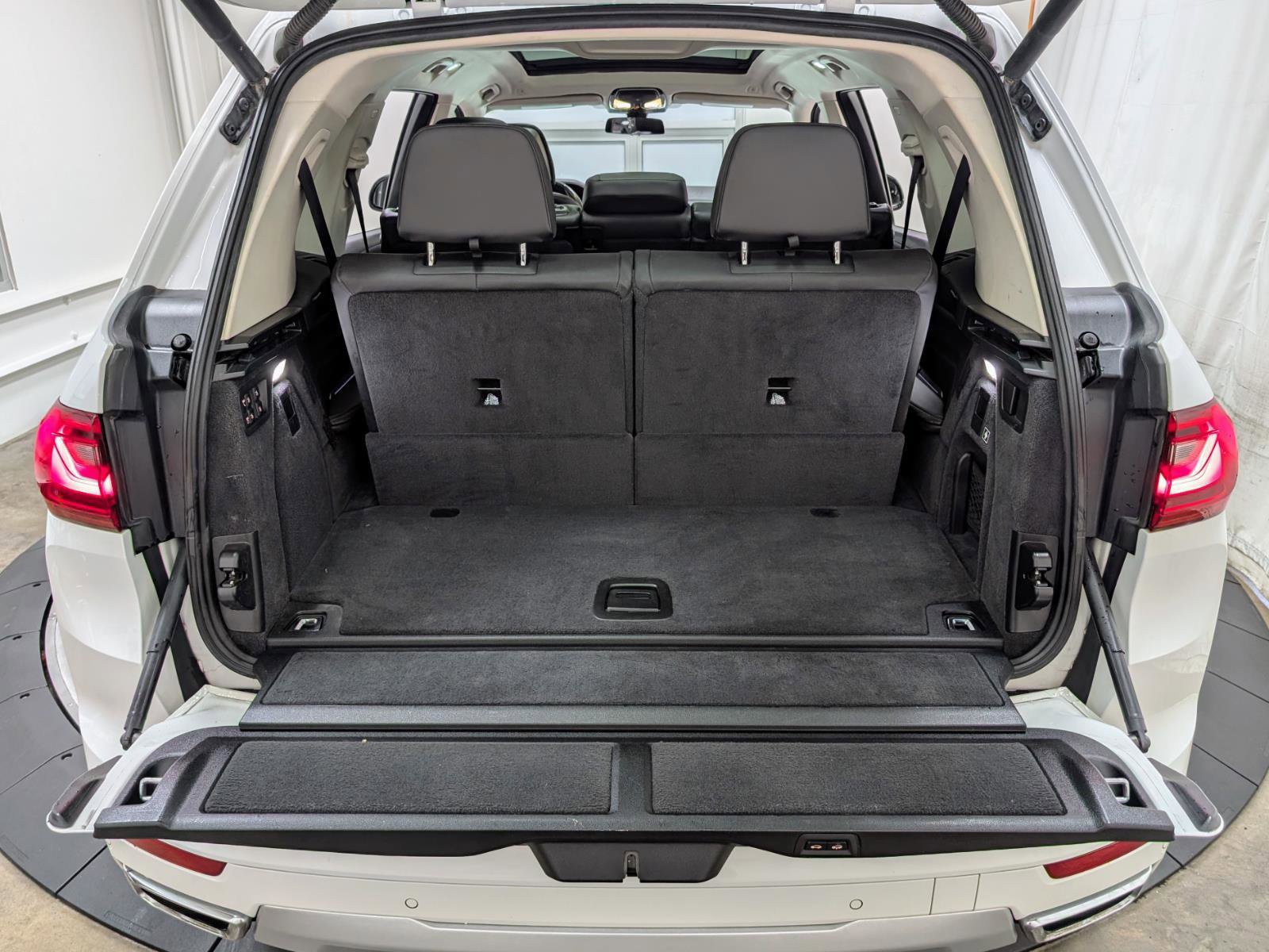 Used 2019 BMW X7 xDrive50i image 22