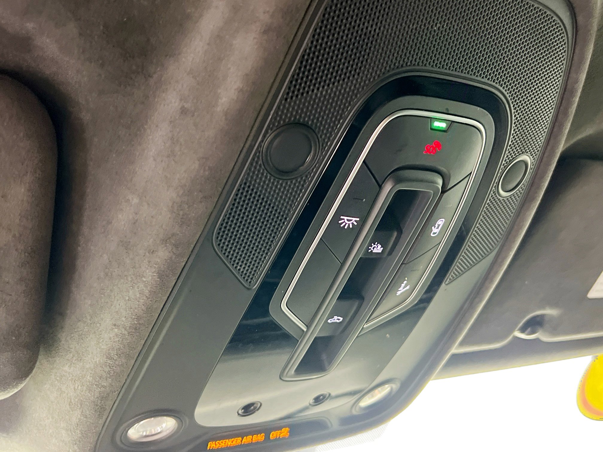 Used 2019 Audi Q8 Prestige w/ Luxury Package image 22