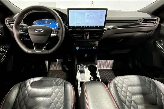 Used 2023 Ford Escape ST-Line Elite w/ Premium Technology Package image 7