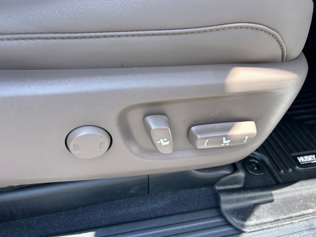 Used 2022 Lexus GX 460 Premium w/ Premium Package image 57