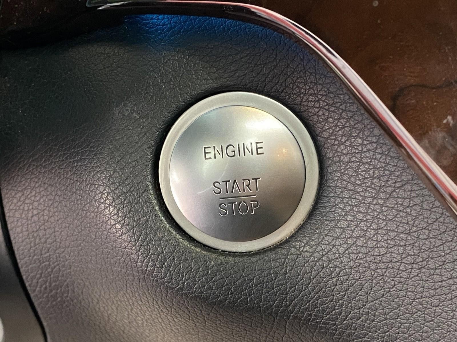 Used 2019 Mercedes-Benz GLS 450 4MATIC image 29