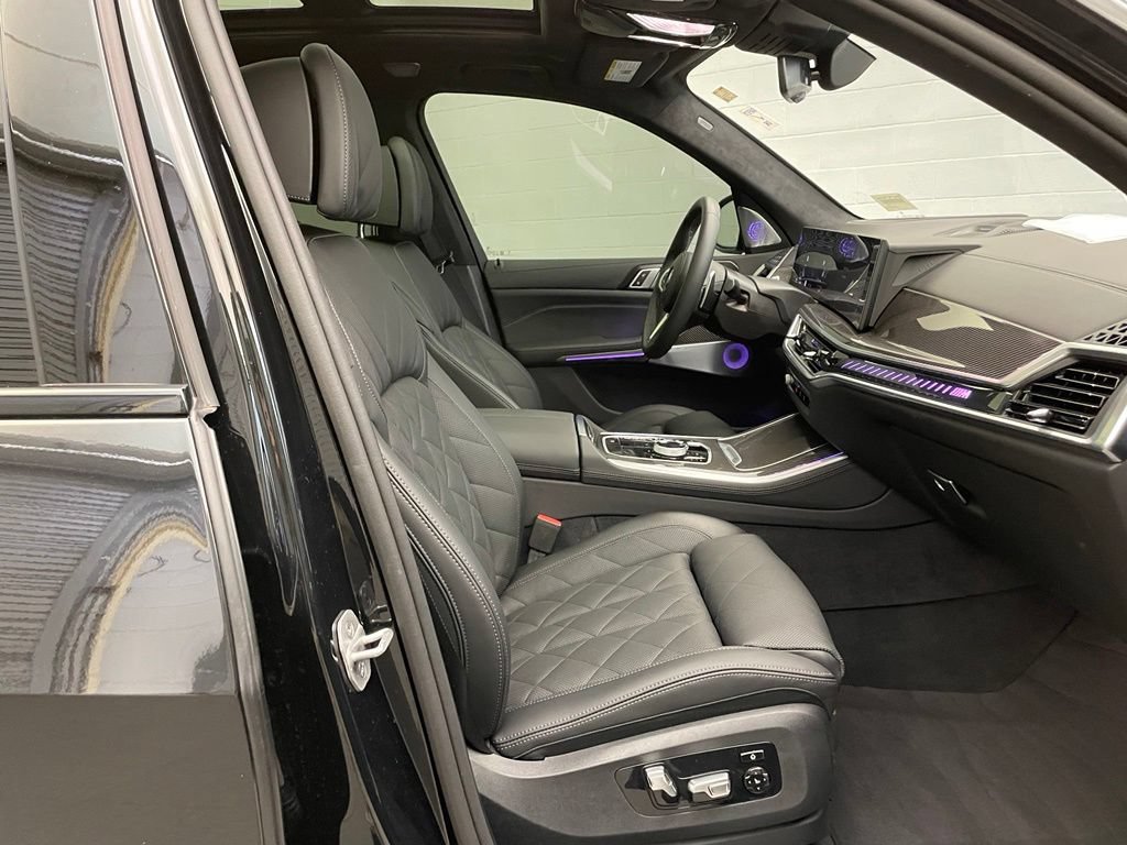 Used 2026 BMW X5 M60i AWD/4WD image 30