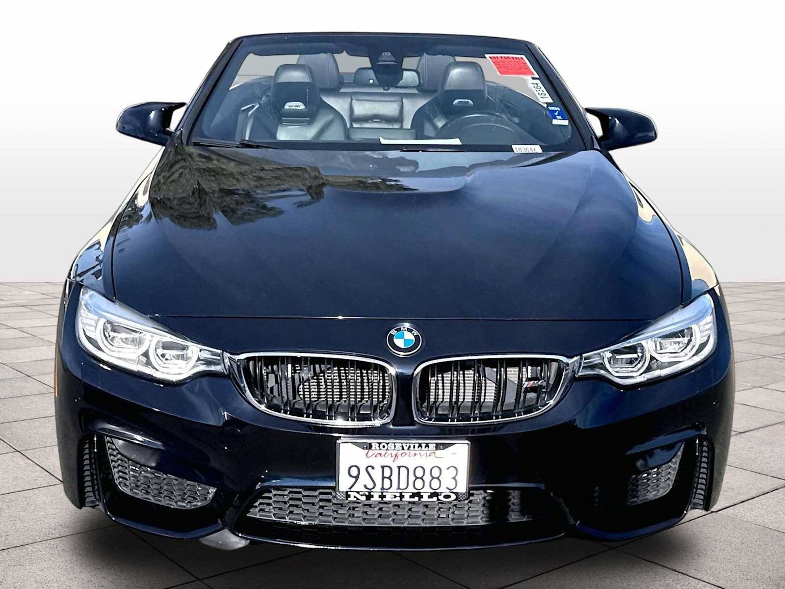 Used 2017 BMW M4 Convertible RWD image 3