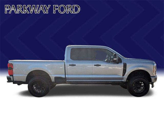 Used 2023 Ford F250 XL w/ STX Appearance Package image 4