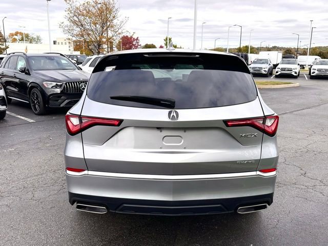 Used 2023 Acura MDX SH-AWD image 9