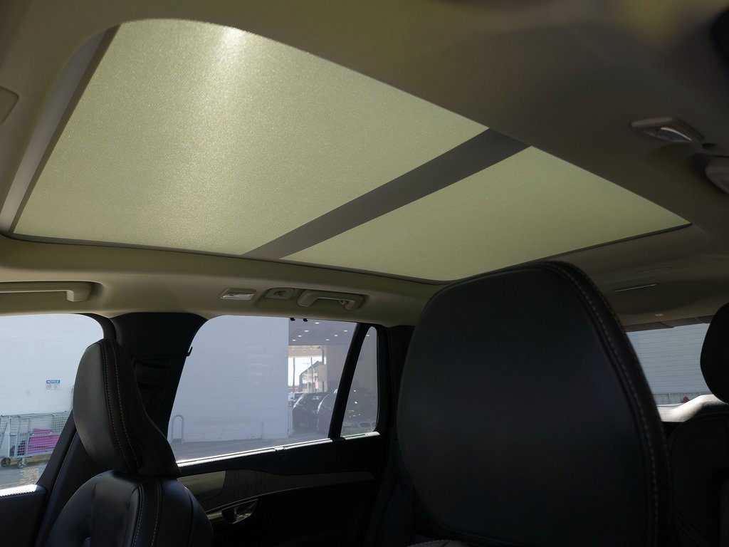 Used 2025 Volvo XC90 T8 Ultra w/ Protection Package Premier image 20