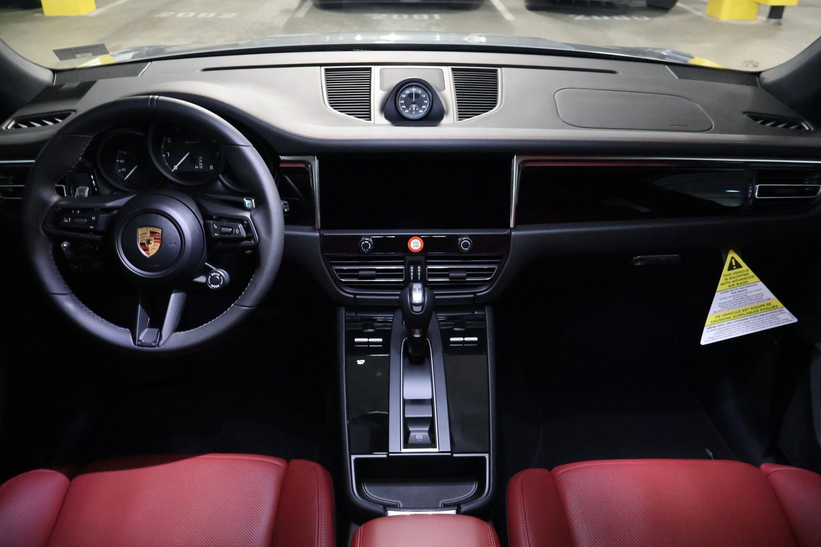 New 2026 Porsche Macan image 21