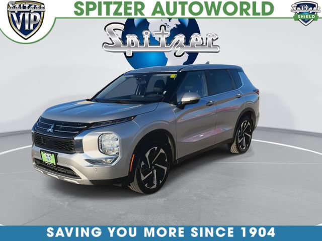 Used 2023 Mitsubishi Outlander SE FWD image 4