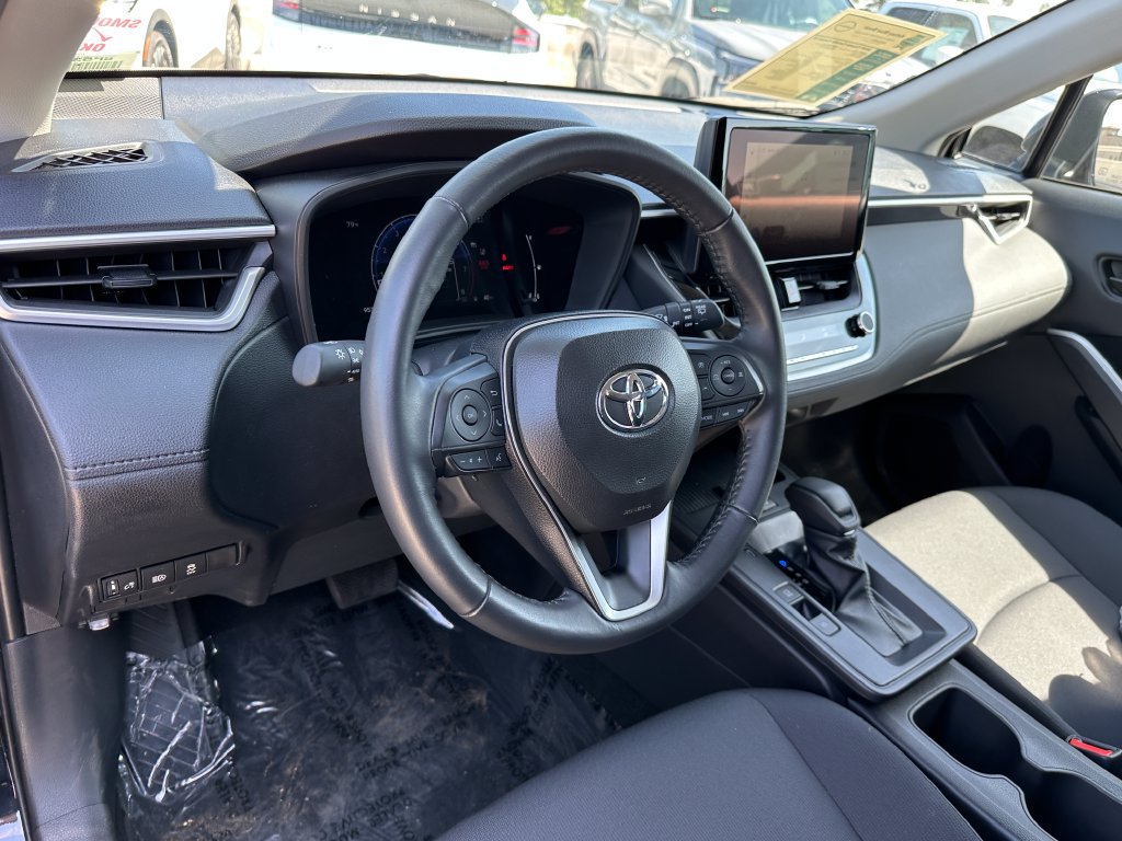 Used 2026 Toyota Corolla Cross LE w/ Moonroof Package FWD image 19