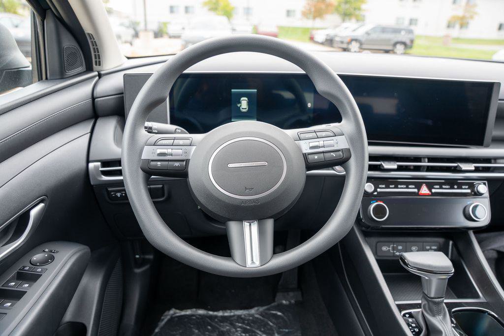 New 2026 Hyundai Tucson SEL image 14