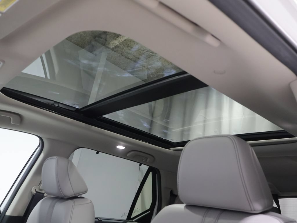 Used 2025 Honda Pilot Touring image 34