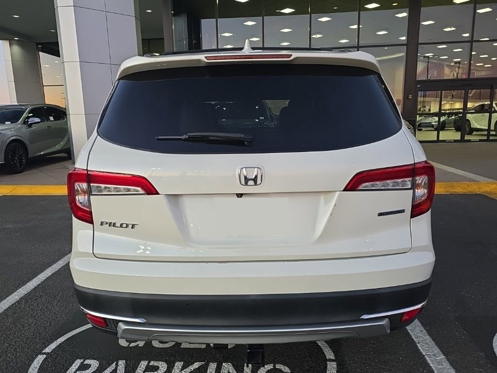 Used 2019 Honda Pilot Touring image 5