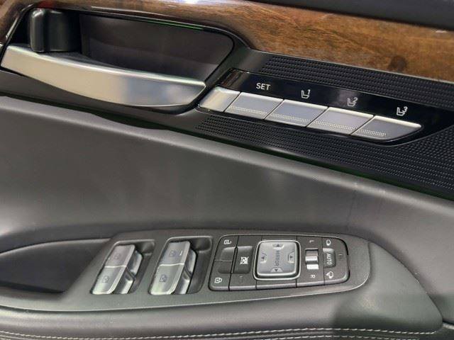 Used 2019 Genesis G90 5.0 Ultimate RWD image 22