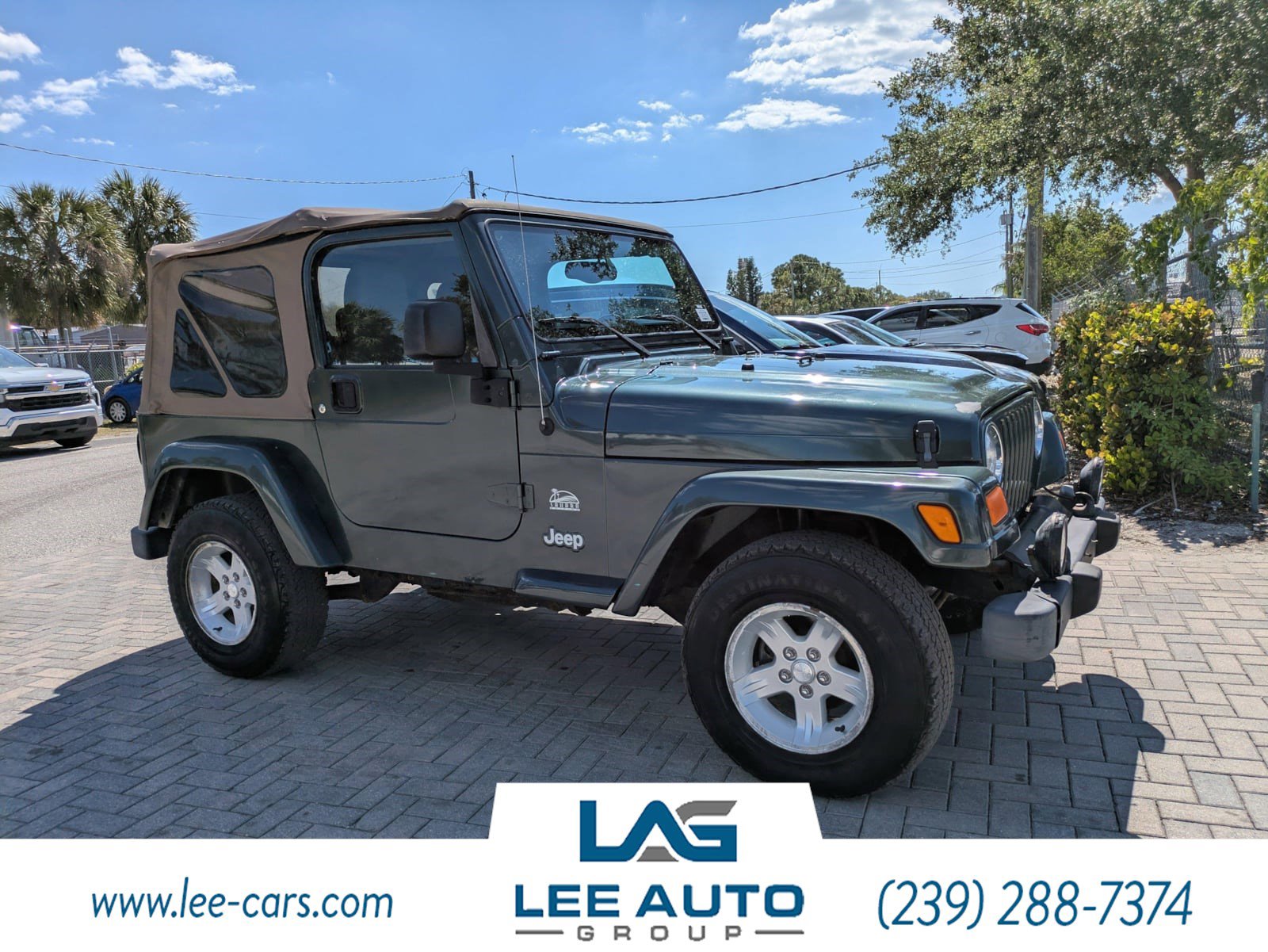 Used 2004 Jeep Wrangler Sahara w/ Dual Top Group AWD/4WD image 1