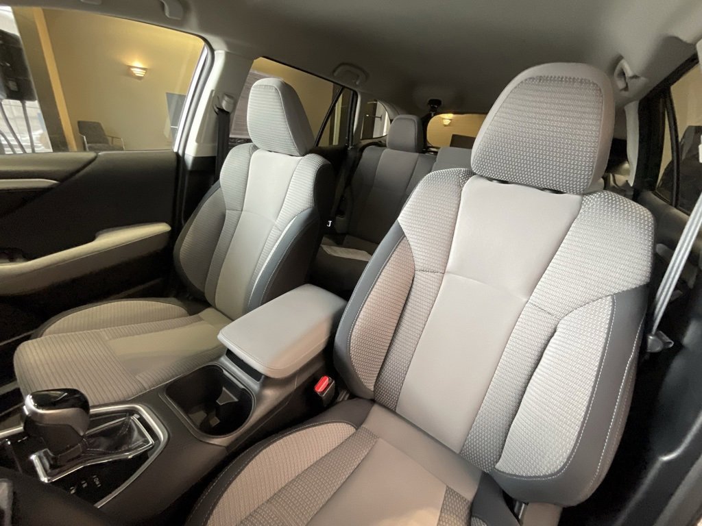 Used 2024 Subaru Outback Premium image 10