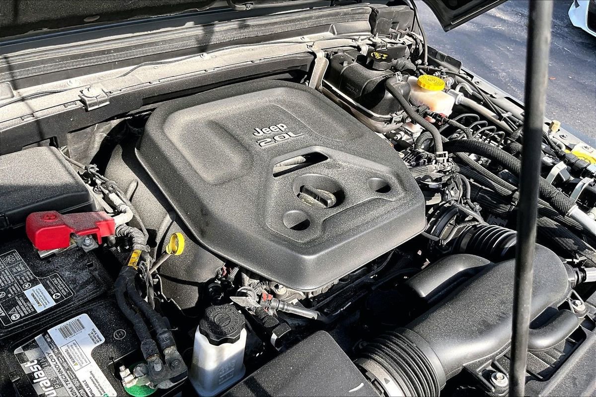 Used 2020 Jeep Wrangler Unlimited Sport image 32