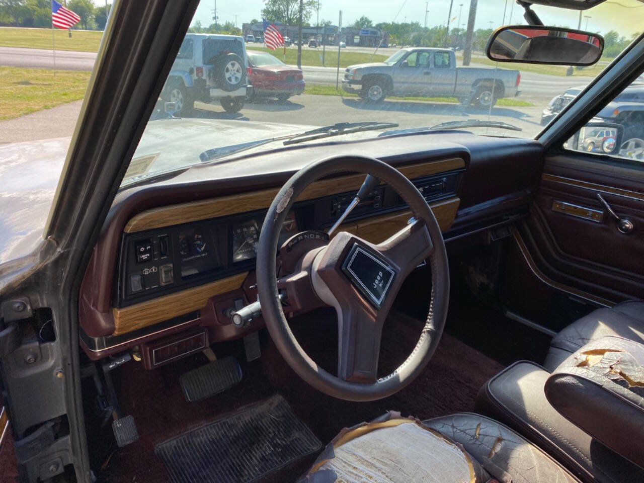 Used 1989 Jeep Grand Wagoneer AWD/4WD image 22