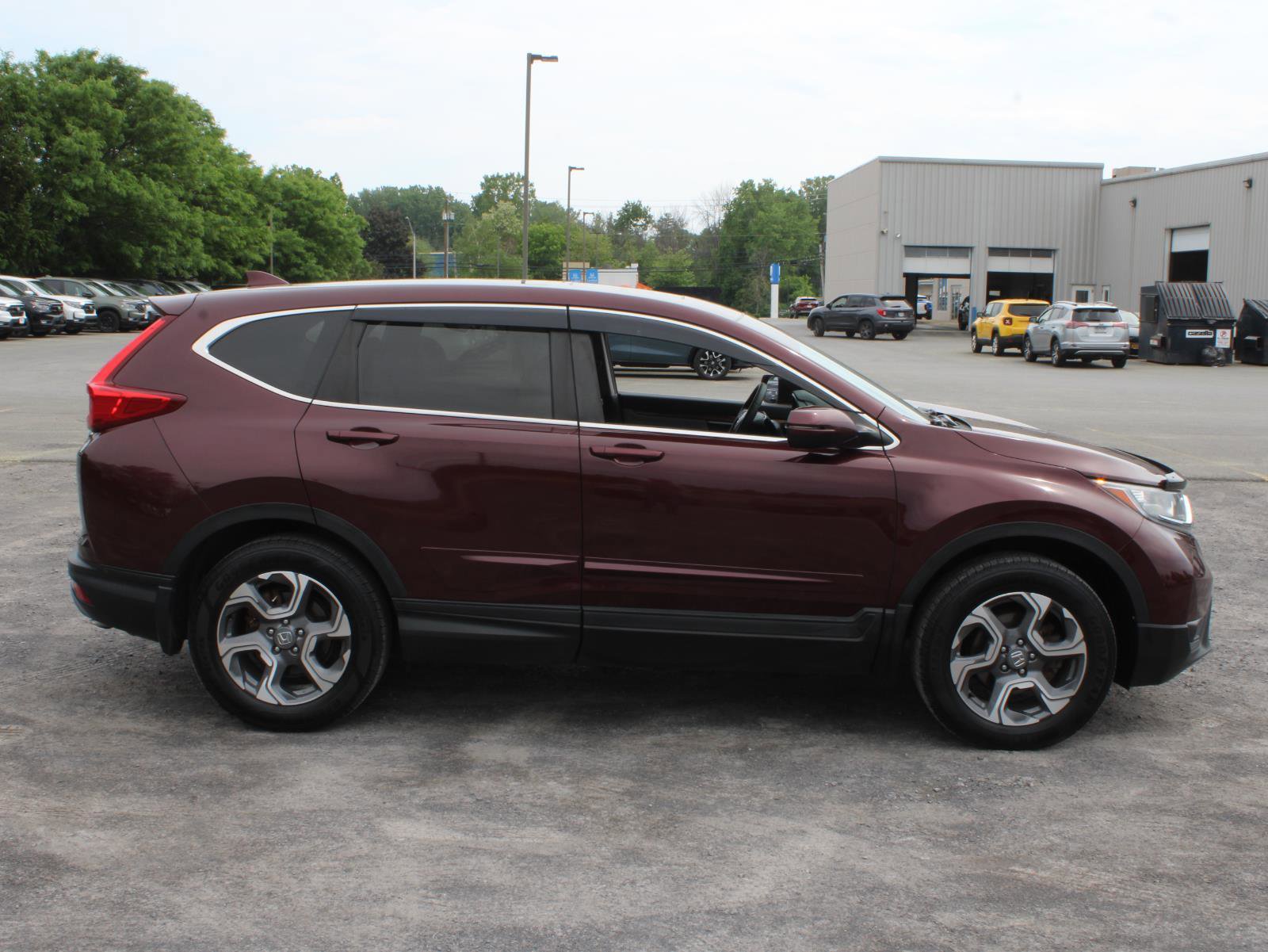 Used 2018 Honda CR-V EX image 4
