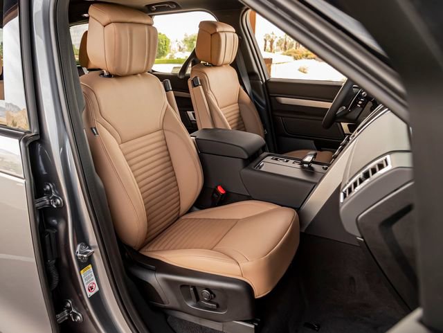 New 2026 Land Rover Discovery Dynamic SE AWD/4WD image 29