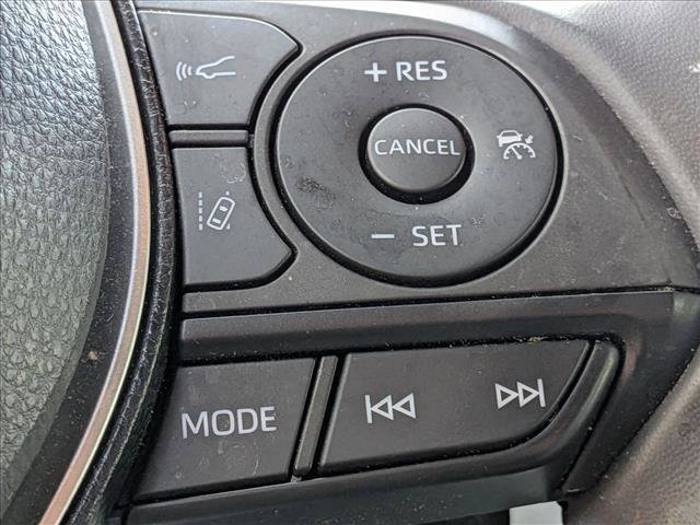 Used 2021 Toyota Corolla SE w/ SE Premium Package image 12