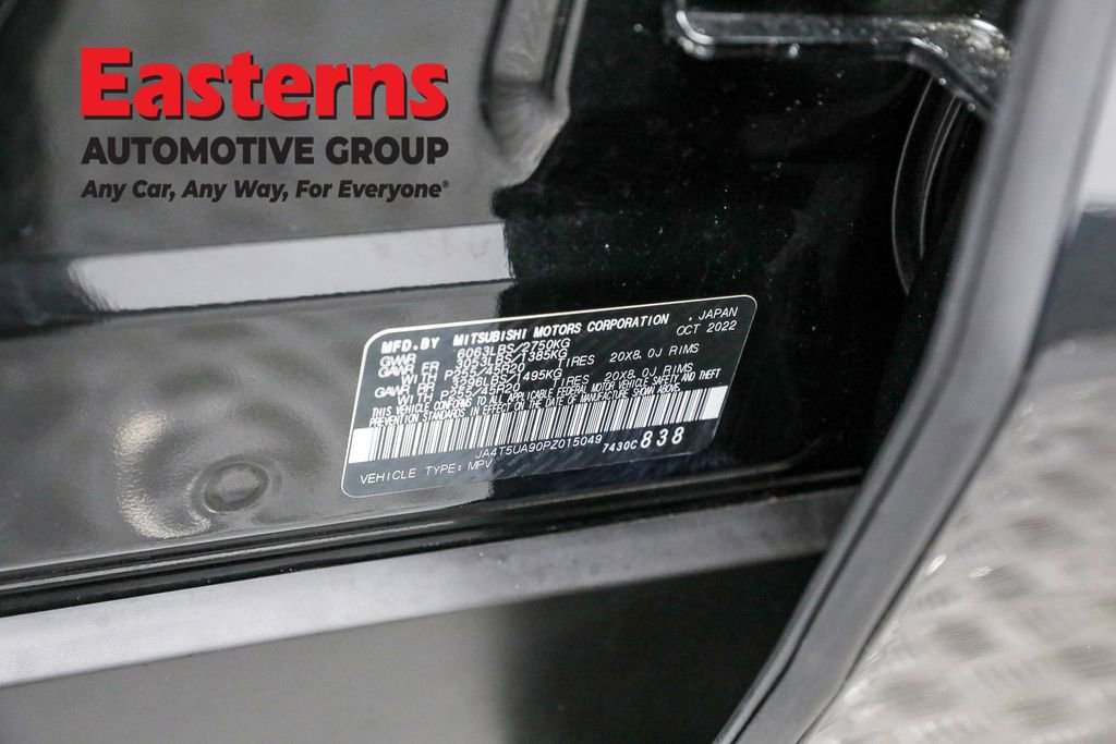 Used 2023 Mitsubishi Outlander SE image 36