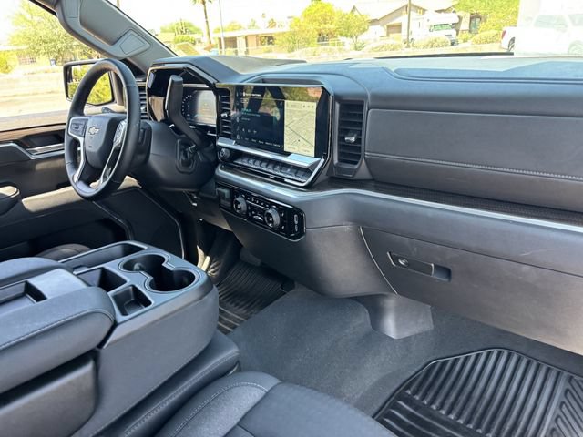 Used 2026 Chevrolet Silverado 1500 LT AWD/4WD image 12