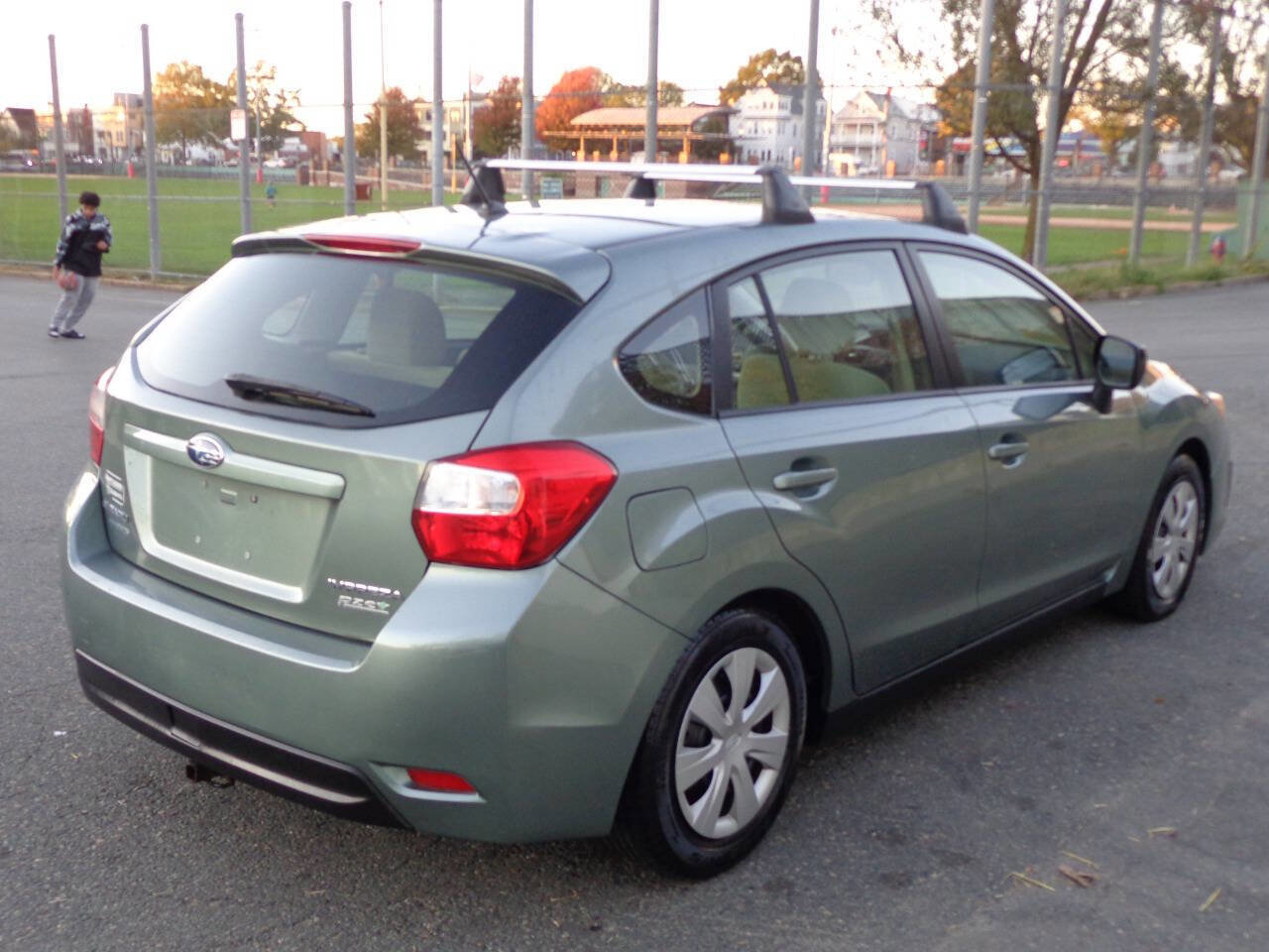 Used 2014 Subaru Impreza 2.0i image 2