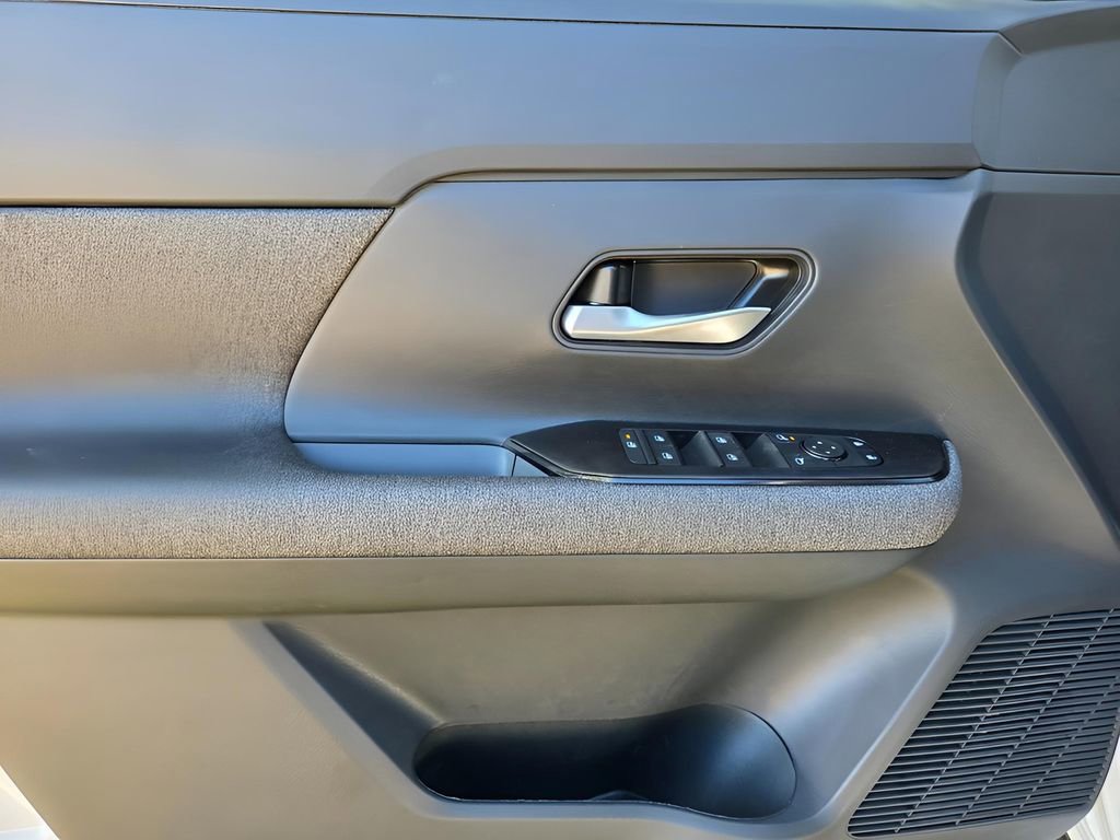 New 2026 Nissan Kicks SV w/ SV Premium Package image 15