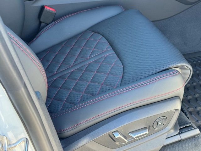 New 2026 Audi SQ8 Prestige image 13
