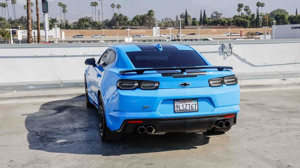 Used 2023 Chevrolet Camaro SS RWD image 7