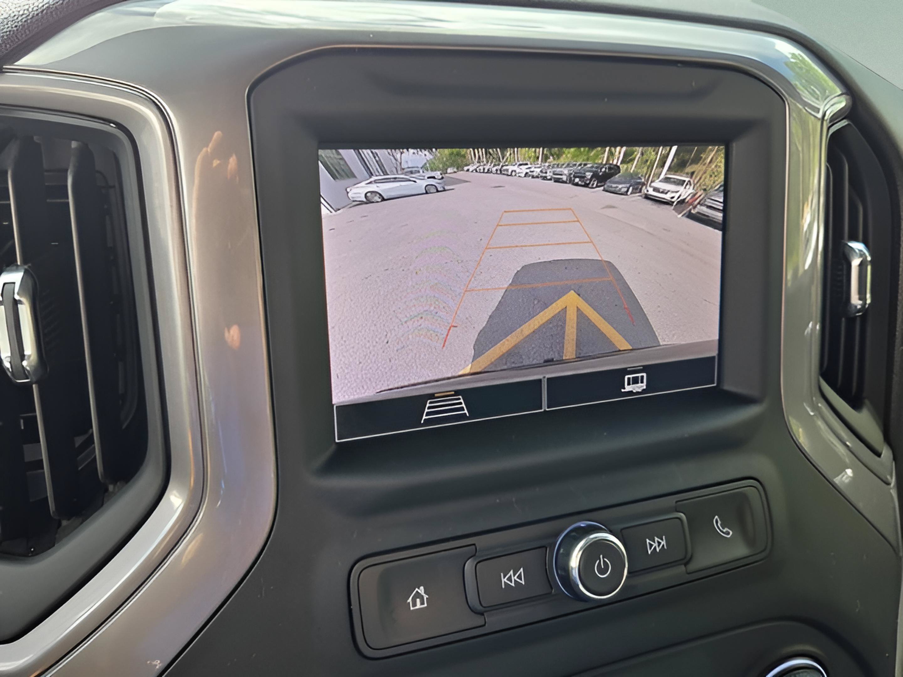 Used 2023 Chevrolet Silverado 1500 Custom AWD/4WD image 19