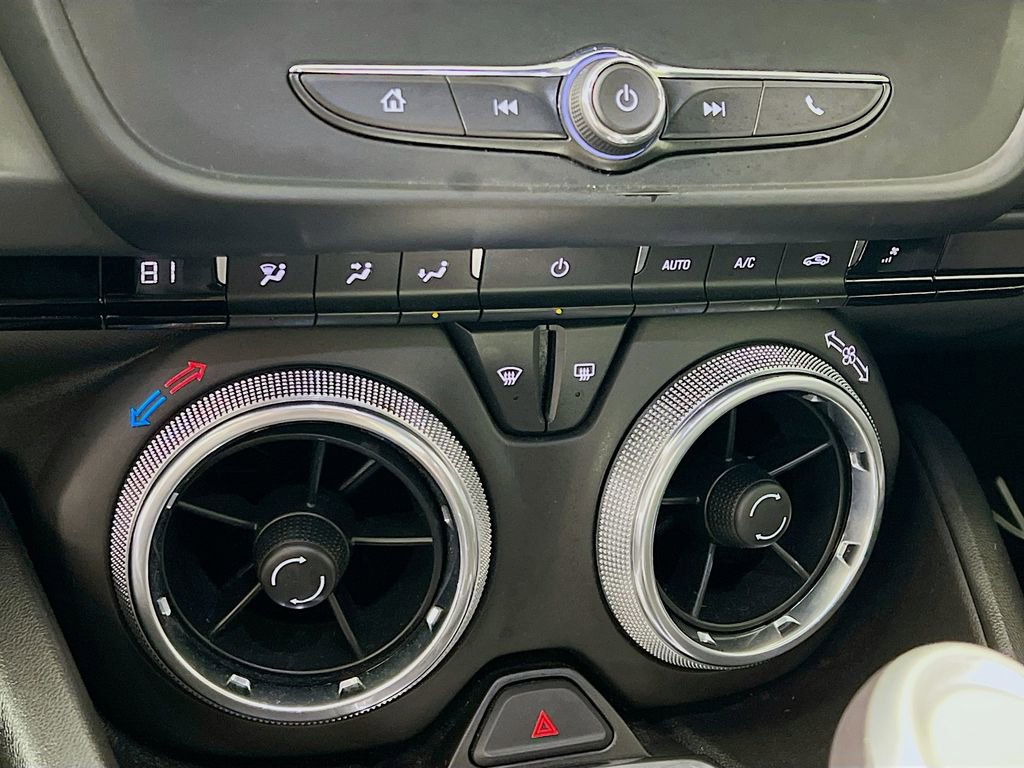 Used 2022 Chevrolet Camaro LT w/ RS Package image 15