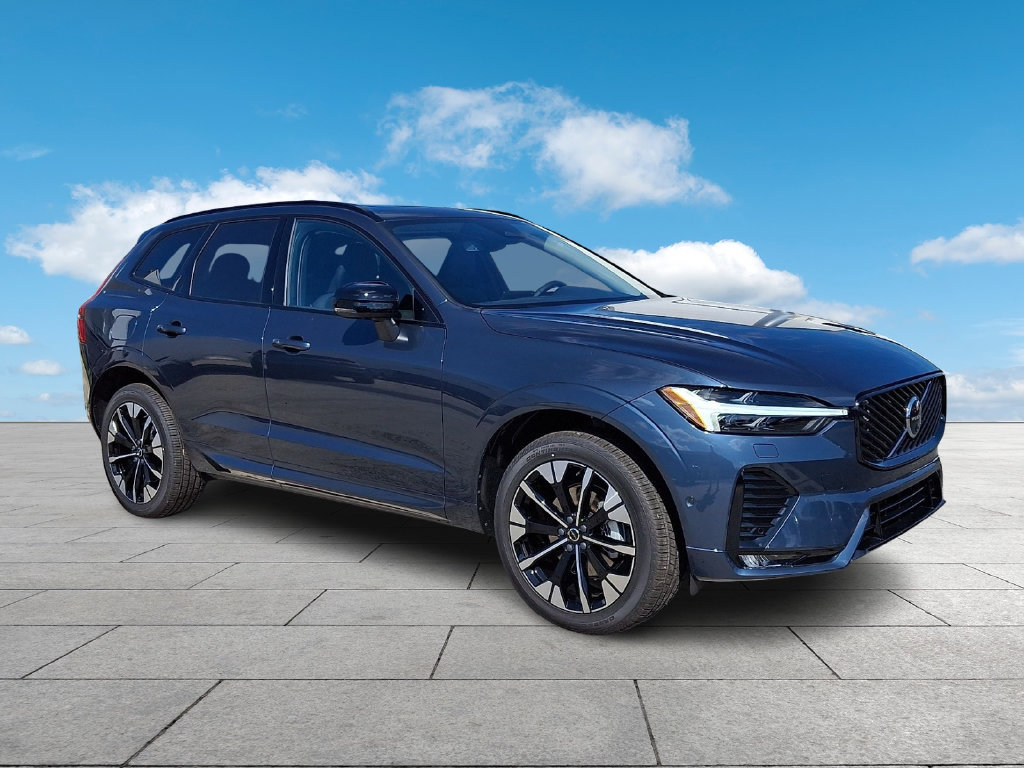 New 2027 Volvo XC60 B5 Plus AWD/4WD image 1