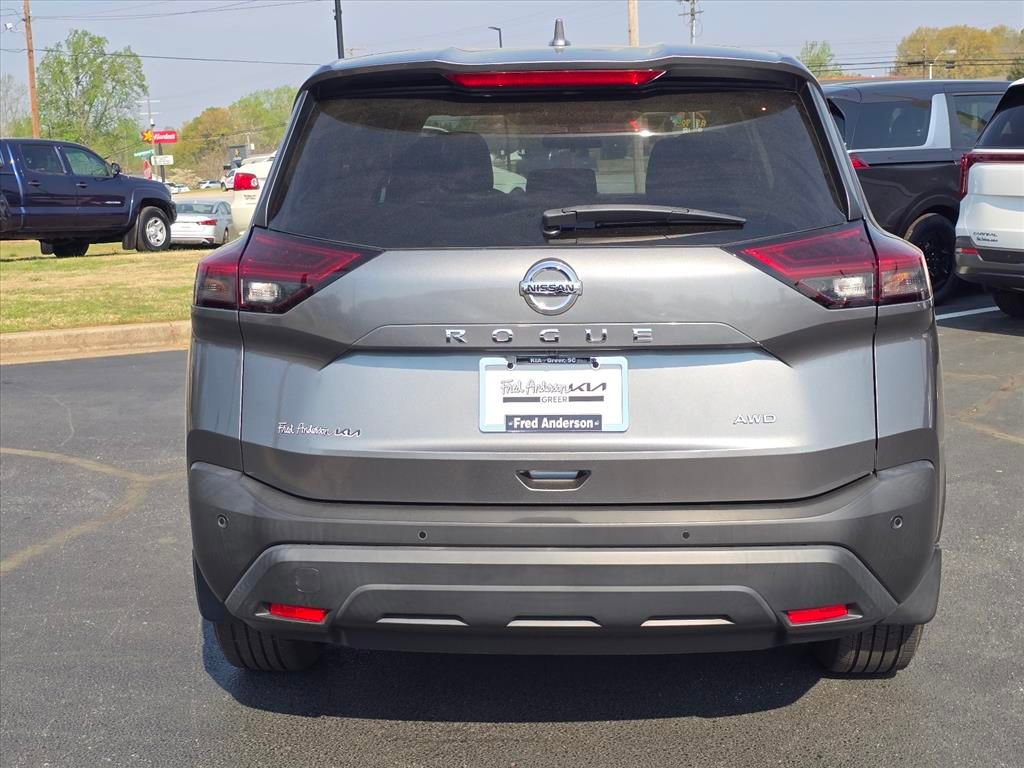 Used 2021 Nissan Rogue S image 4