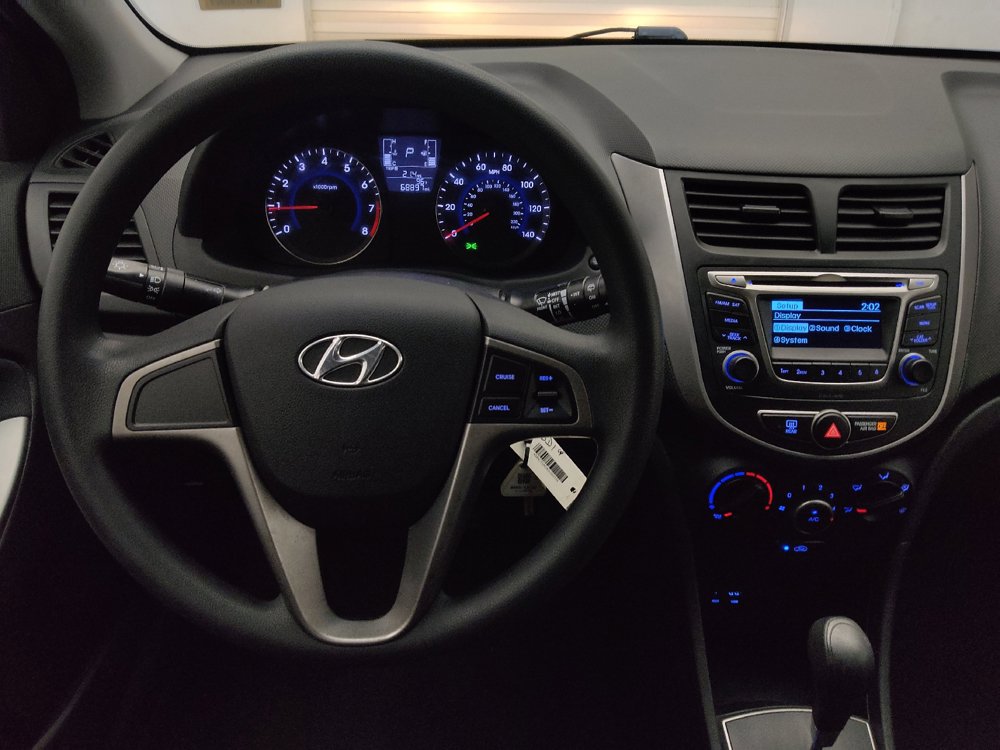 Used 2016 Hyundai Accent SE FWD image 22