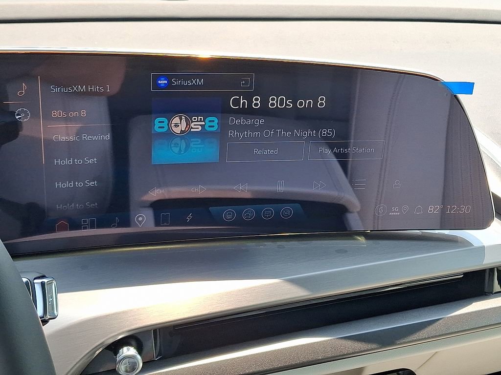 New 2026 Cadillac Vistiq Sport image 27