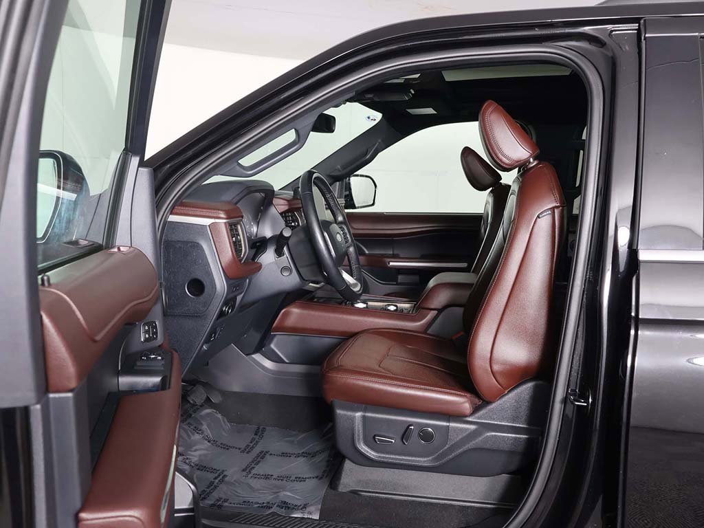 Used 2024 Ford Expedition Max Limited image 33
