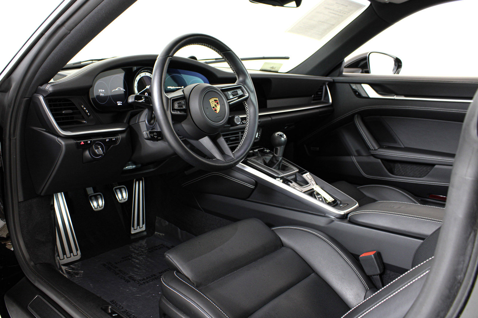 Used 2021 Porsche 911 Carrera S RWD image 2