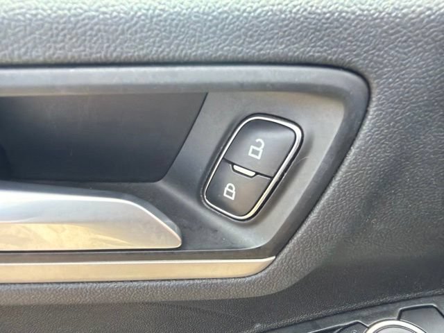 Used 2022 Ford Escape SEL AWD/4WD image 25