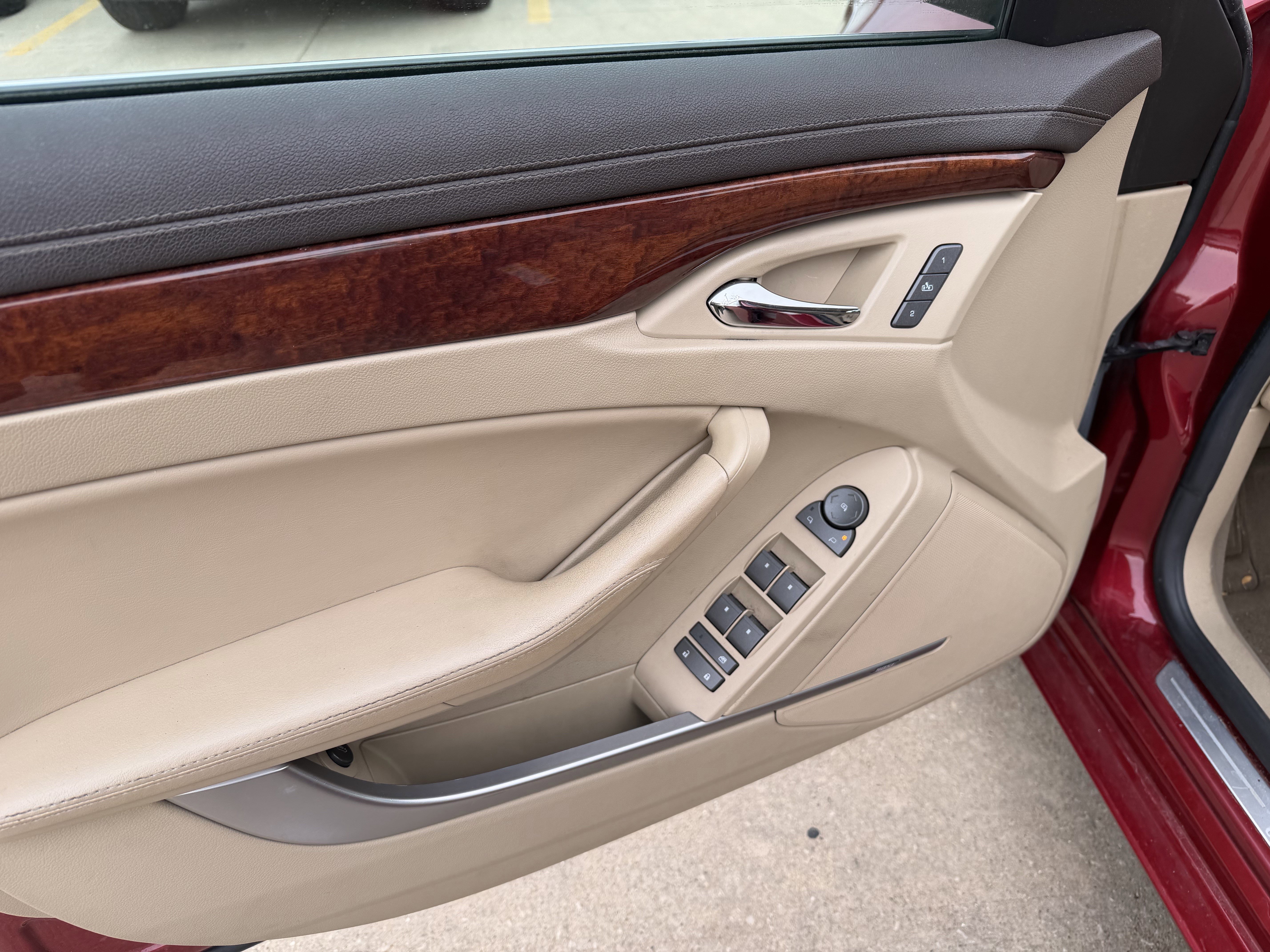 Used 2009 Cadillac CTS 3.6 RWD image 17