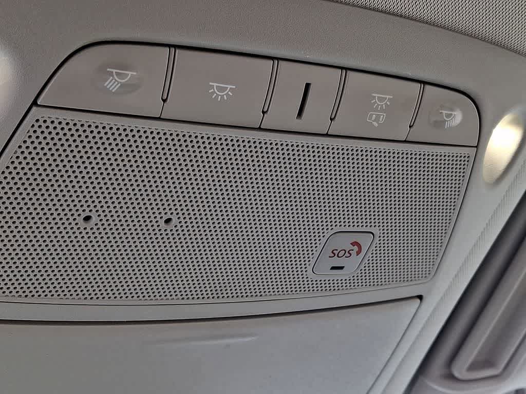 Used 2024 Nissan Armada SV image 26